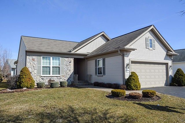 1st image of 12028 Bloomfield Dr