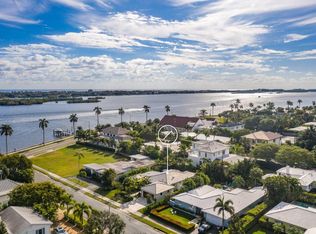 118 Worth Ct S, West Palm Beach, FL 33405