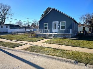 1610 8th St, Wyandotte, MI 48192