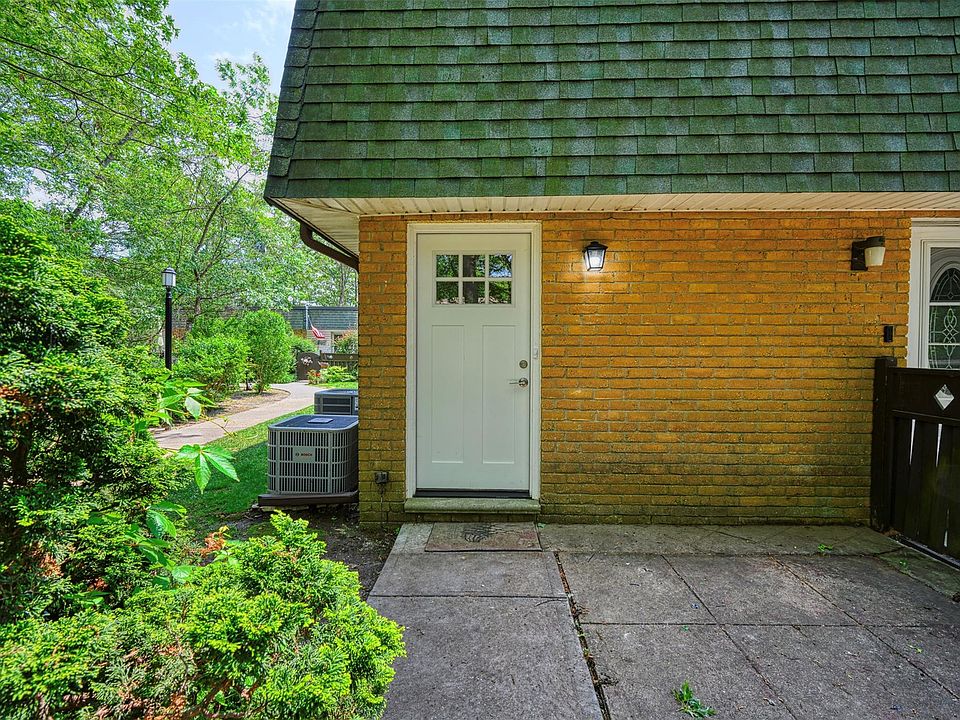 1st image of 476 Daryl Drive
