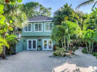 1112 N Casey Key Rd, Osprey, FL 34229