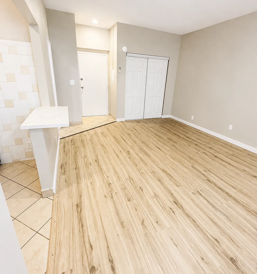 Studio, $725 — Photo 4