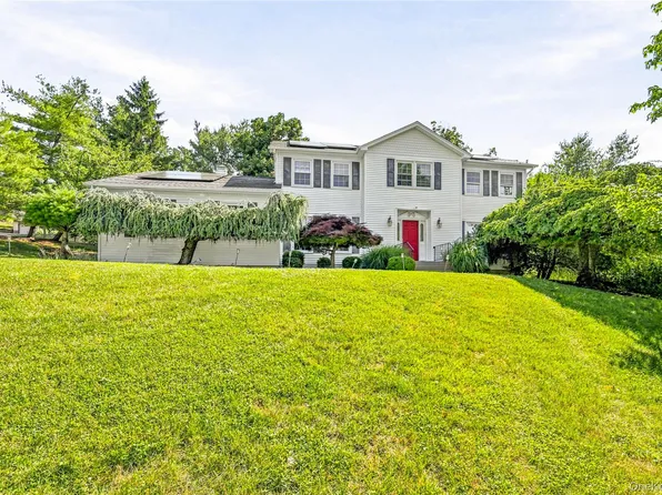 2 Sloane Court, Stony Point, NY 10980
