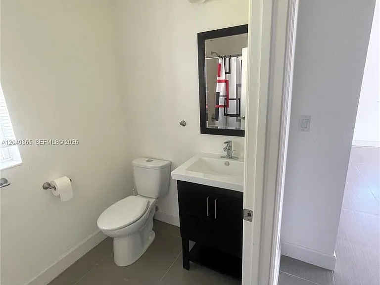 545 NW 121st St — Photo 7