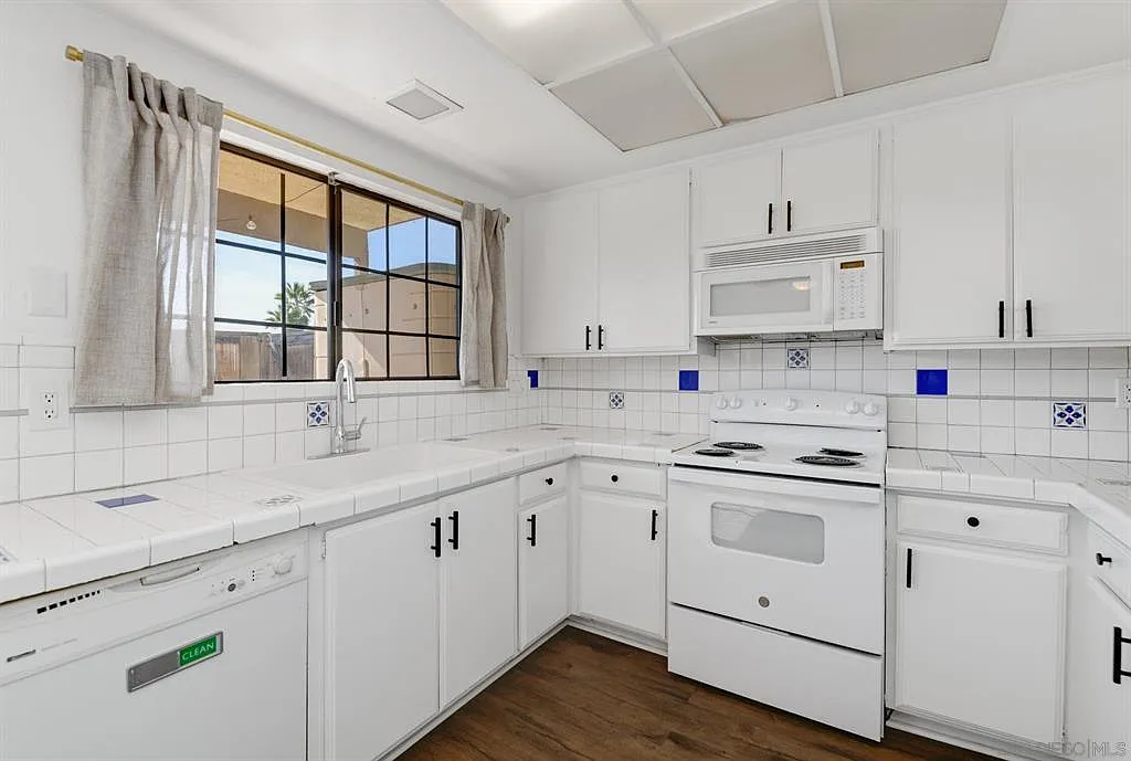 625 South Fig Street #10 - 1 — Photo 1