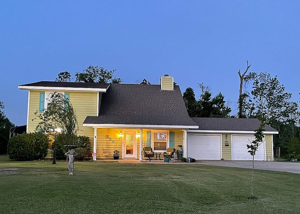 1st image of 825 McInnis Dr