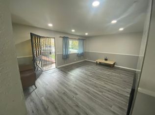 3640 S Main St #D, Santa Ana, CA 92707