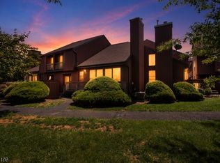 27 Bloomingdale Dr BLDG 27 #3C, Hillsborough Twp., NJ 08844