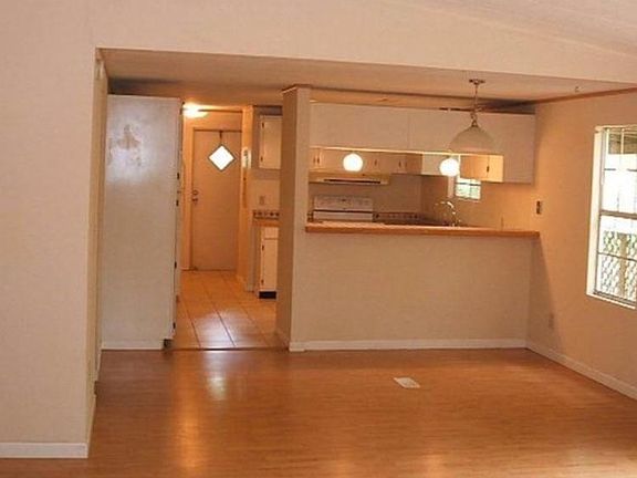 2nd image of 156 Rockville Springs Dr