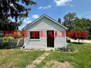200 Orchard St, Fenton, MI 48430