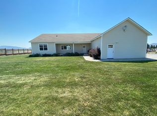 16 Gum Drop Ln, Omak, WA 98841