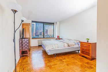 Rented by Luxury Habitat