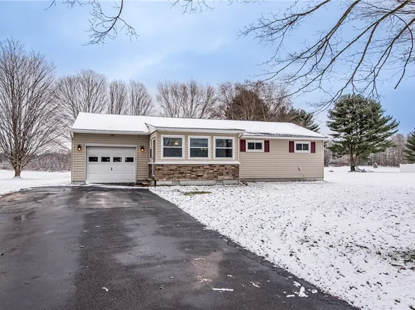7244 Davis Rd, Rome, NY 13440