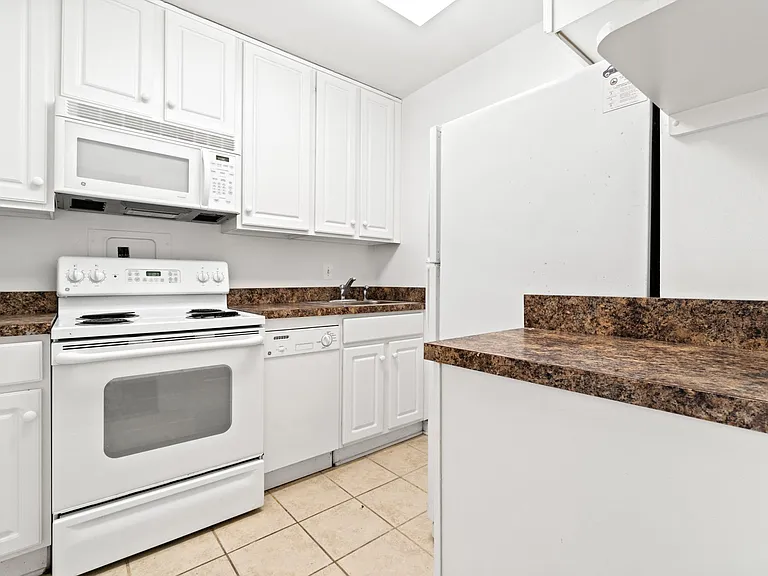 1435 4th St SW — Photo 32