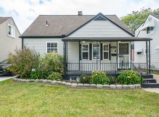 24561 Lauren Ave, Warren, MI 48089