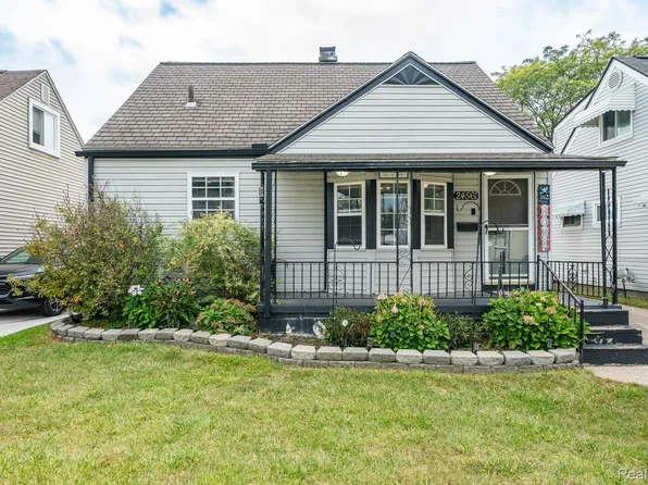24561 Lauren Ave, Warren, MI 48089