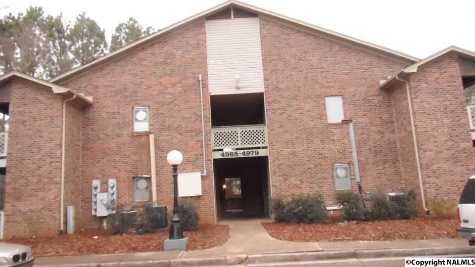 1st image of 4979 Seven Pine Cir #1