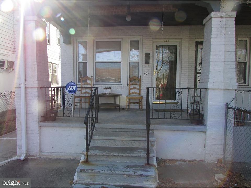 2nd image of 431 Cuyler Ave