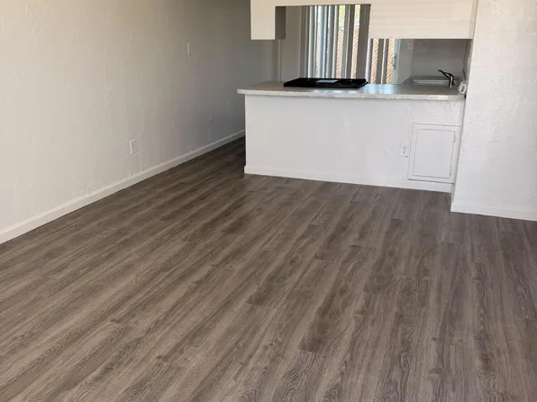 1330 Kentucky St APT C, Bakersfield, CA 93305