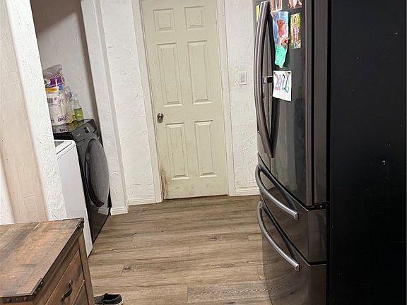 4th image of 7559 Chemehuevi Way