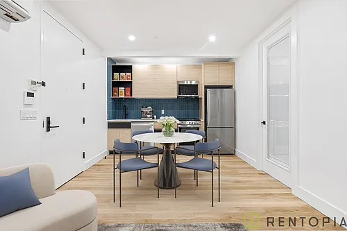 190 Ainslie St #201A Photo 1