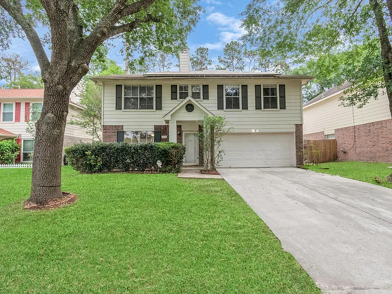 3626 Nutwood Ln — Photo 2
