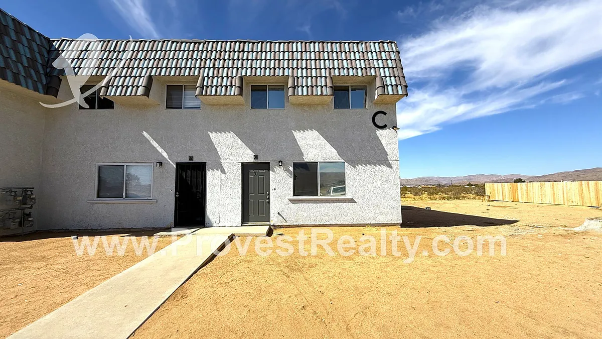Building Photo - Sioux Rd 22544- / AVT 2 LLC