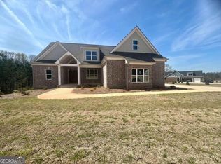 1931 Blazing Star Ct, Statham, GA 30666