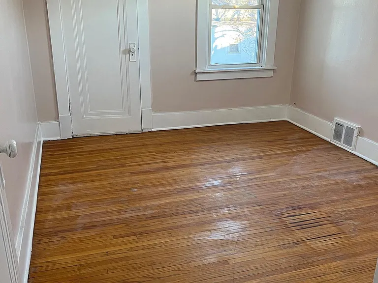 73 Harriet Ave #2 — Photo 6