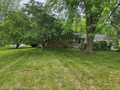 1320 W Wilson Rd, Clio, MI, 48420