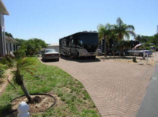 1037 Deer Creek Blvd, Davenport, FL 33837