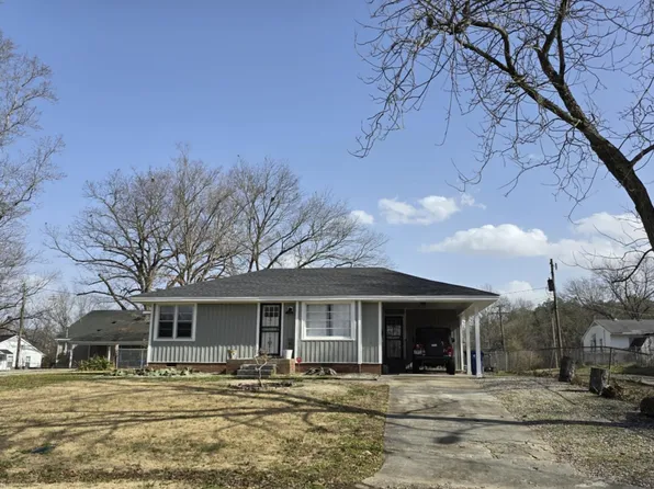800 Charleston St, Somerville, TN 38068