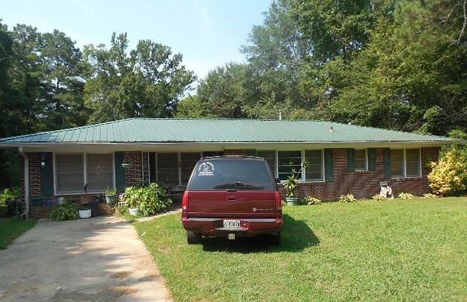 2nd image of 166 & 204 Bennett Cir