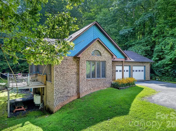 108 Shenandoah Dr, Burnsville, NC 28714