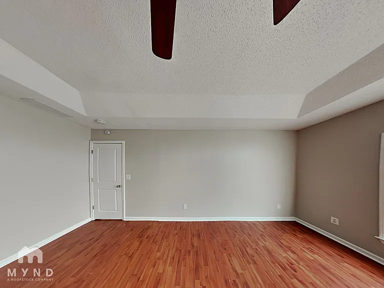 10576 Sourwood Ct — Photo 32