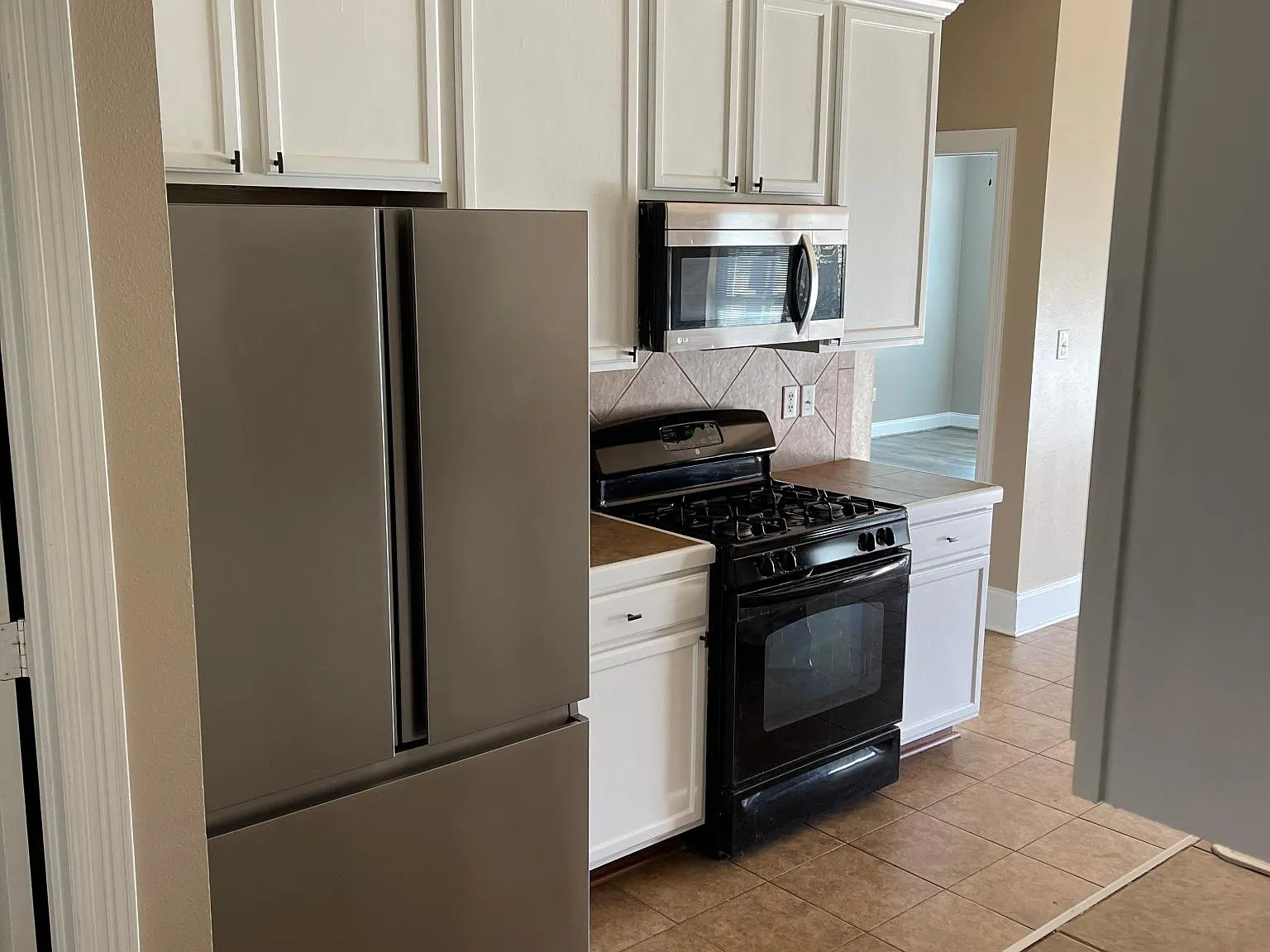 21066 Brighton Cove Dr — Photo 2
