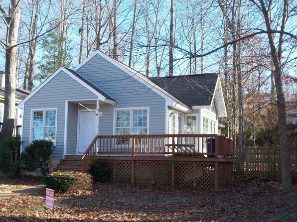 7715 Offshore Dr, Chesterfield, VA 23832