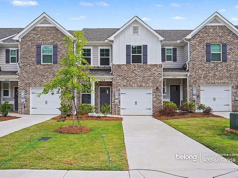 348 Navigator Ln — Photo 1