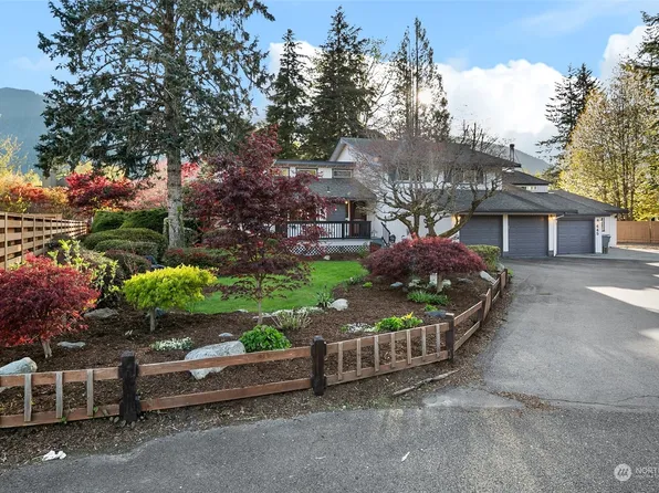 445 SE Cherry Drive, North Bend, WA 98045