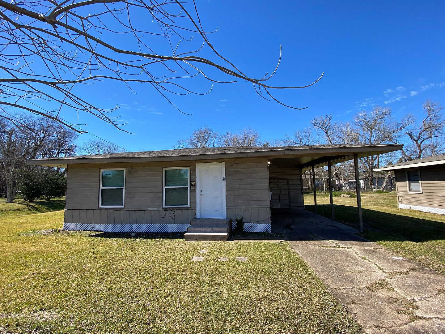117 Oak Dr, Lake Jackson, TX 77566 Zillow