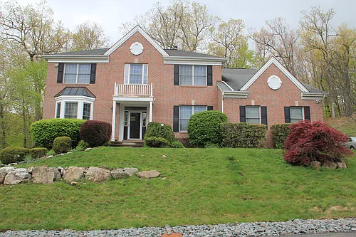 23 Cedar Dr Photo 1