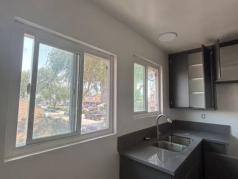 7102 Malabar St #H — Photo 3