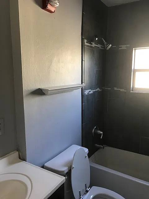 2 bed, 550 sqft, $1,150 — Photo 3