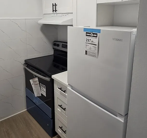 5677 Royal Oak Ave #309 — Photo 6