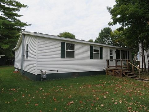 2nd image of 58 Oak St