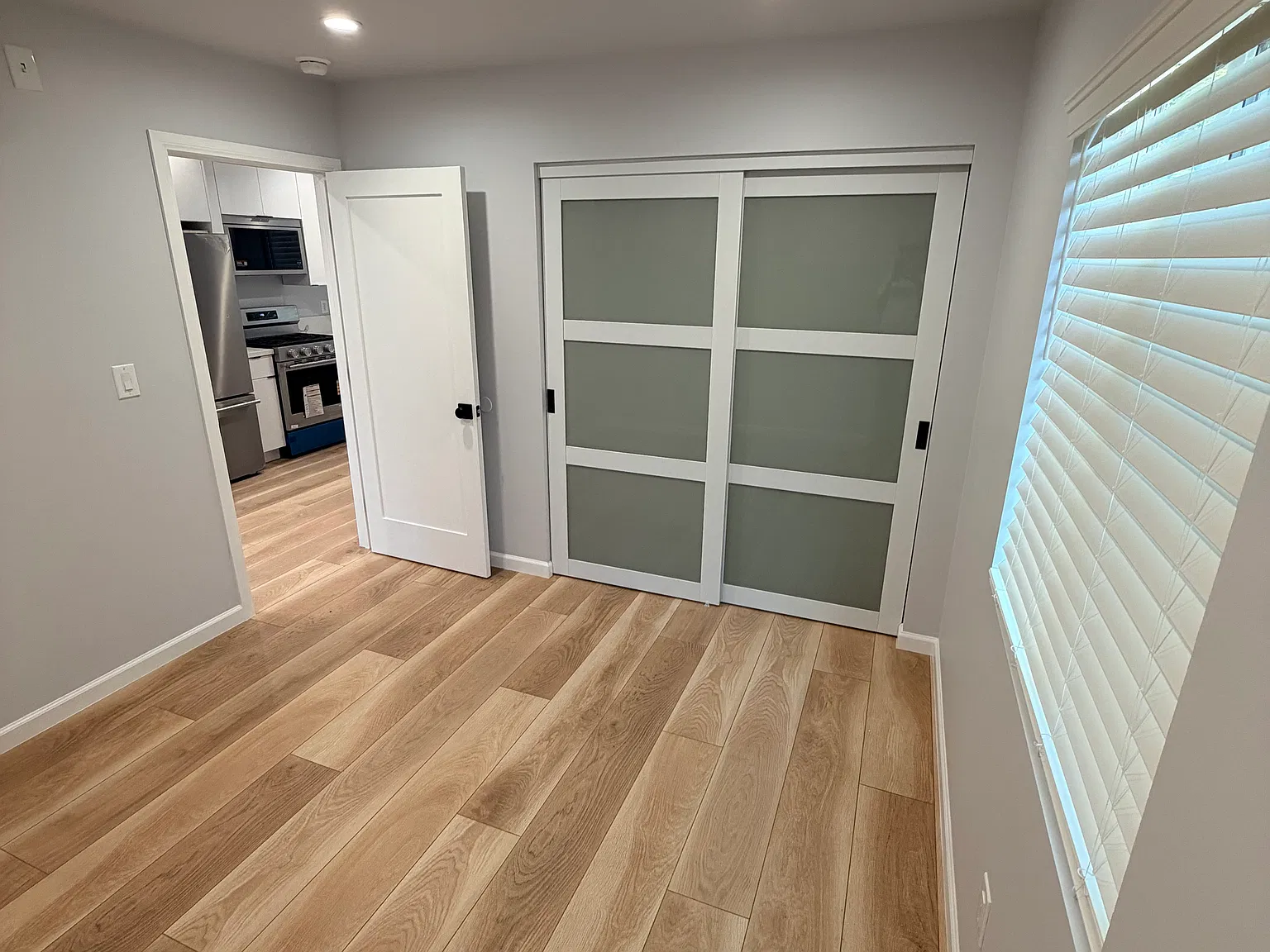 1 bed, 360 sqft, $2,000 — Photo 3