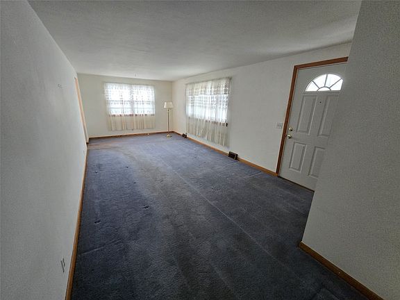 2nd image of 603 Byford Blvd