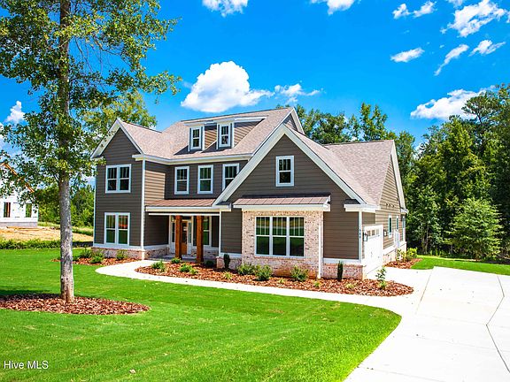 2nd image of 988 Fairbourne Drive
