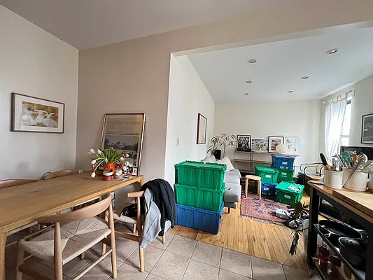 Rented by ABODE NYC LLC | media 9