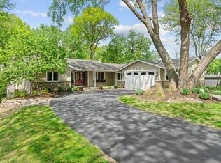 6592 Rustic Rd SE, Prior Lake, MN 55372